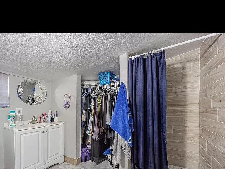 3308 N Avon Ave — Photo 6