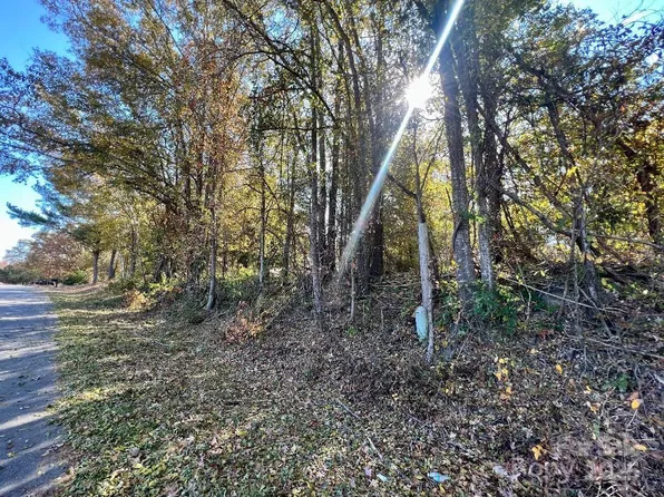 2 Old Camden Hwy, Lancaster, SC 29720