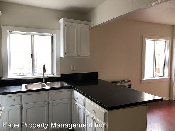 2nd image of 317 N Burlington Ave #2