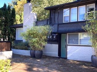 9136 SW Capitol Hwy APT 2, Portland, OR 97219