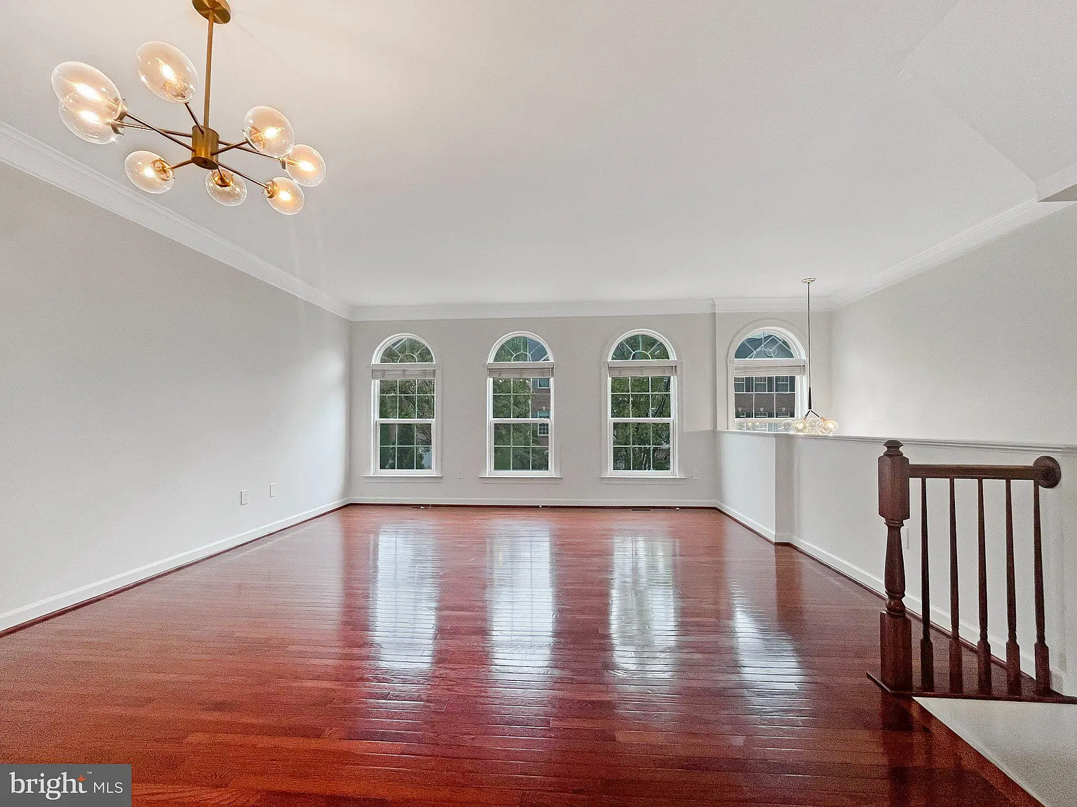3 bed, 2.5 bath, 2200 sqft, $3,500 — Photo 3