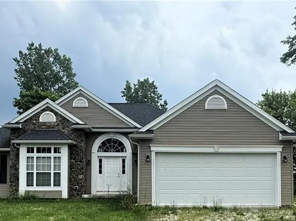 6426 South Ave, Holland, OH 43528