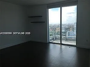 90 SW 3rd St #3204 — Photo 8