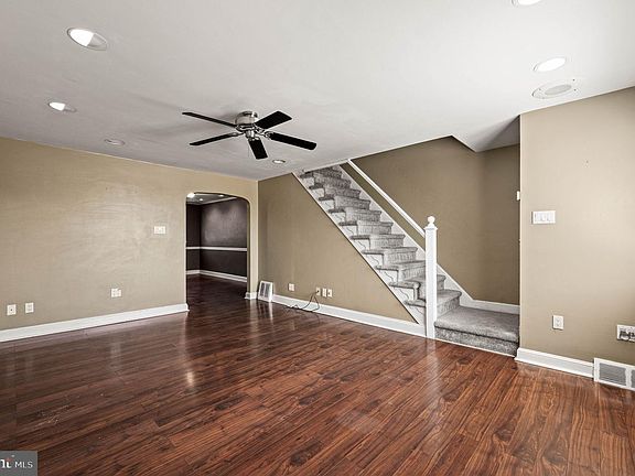 2nd image of 751 Rively Ave