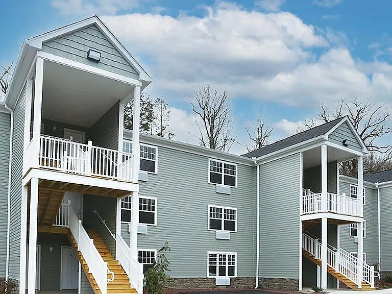 Swiftwater Apartments — Photo 11