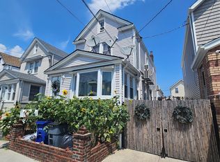 10745 123rd St, South Richmond Hill, NY 11419