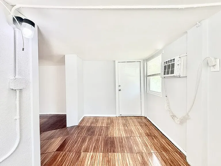 2611 41st Ave N #C — Photo 22