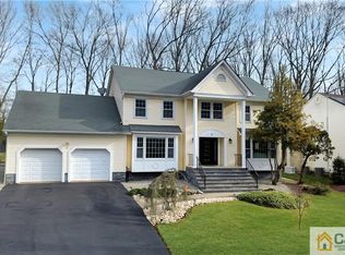 5 Cherokee Rd, East Brunswick, NJ 08816