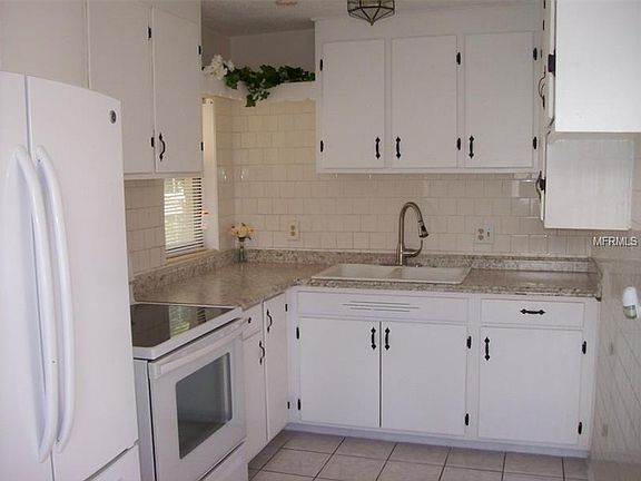 2nd image of 28 7th St S