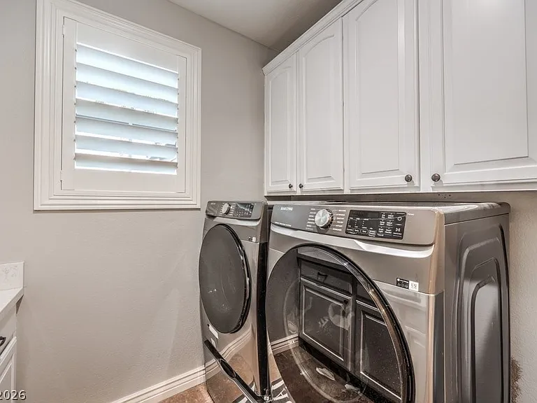 2849 Soaring Peak Ave — Photo 36