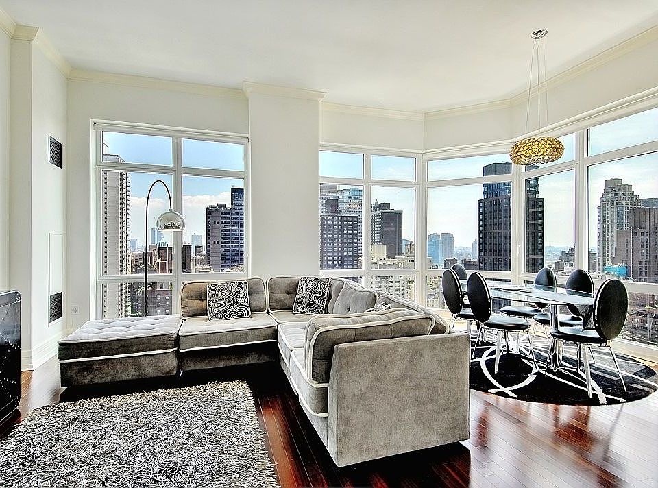 1st image of 300 E 55th St APT 21D