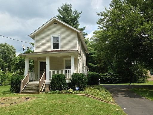 1st image of 425 Walker Ave