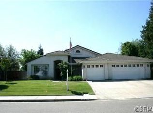 1051 Rosehill Dr, Chowchilla, CA 93610