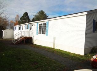 31 Moore Dr, Middle Sackville, NS B4E2Y5