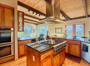 52 Tanglewood Trl, Santa Cruz, CA 95060