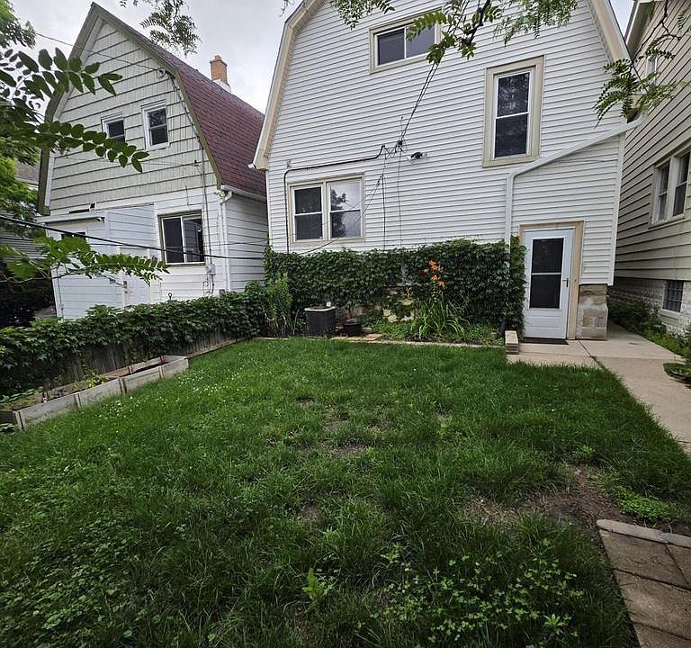 2nd image of 331 E Deer PLACE