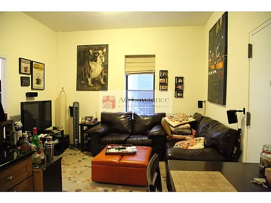 Rented by Aclawrence | media 6