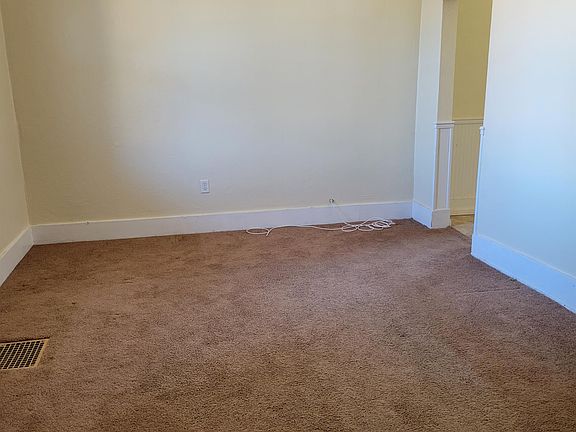 2nd image of 302.5 E Fairmont Ave