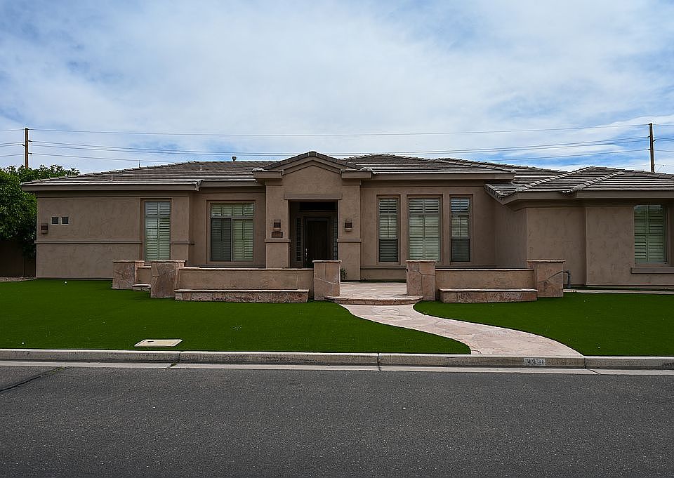 1st image of 3331 E Indigo Cir
