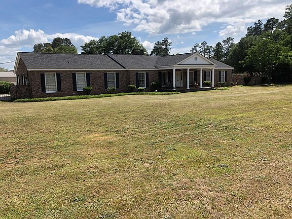 2nd image of 762 Wells Dr