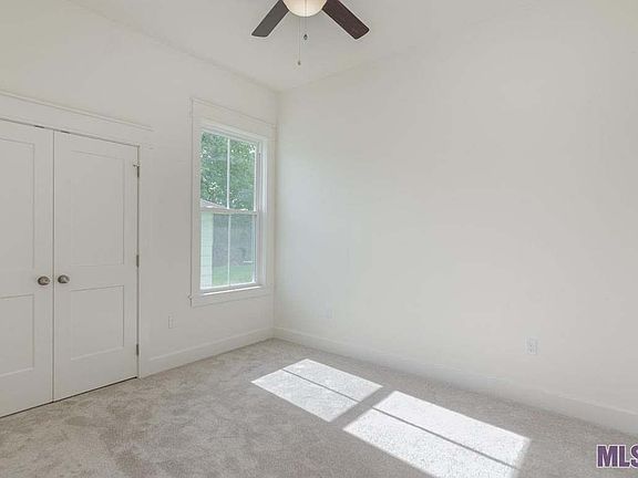 5th image of 634 W Grant St