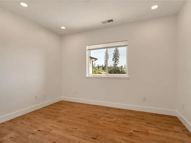 5655 Cathy Ln — Photo 14