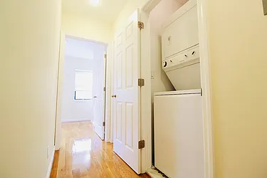 Rented by New York Realty Minimax Inc