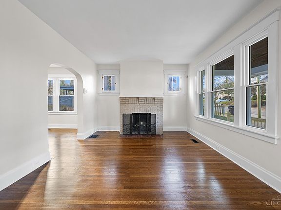 5th image of 6364 Savannah Ave