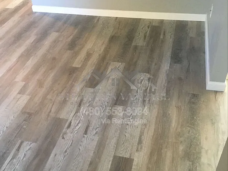 852 N Stapley Dr — Photo 2