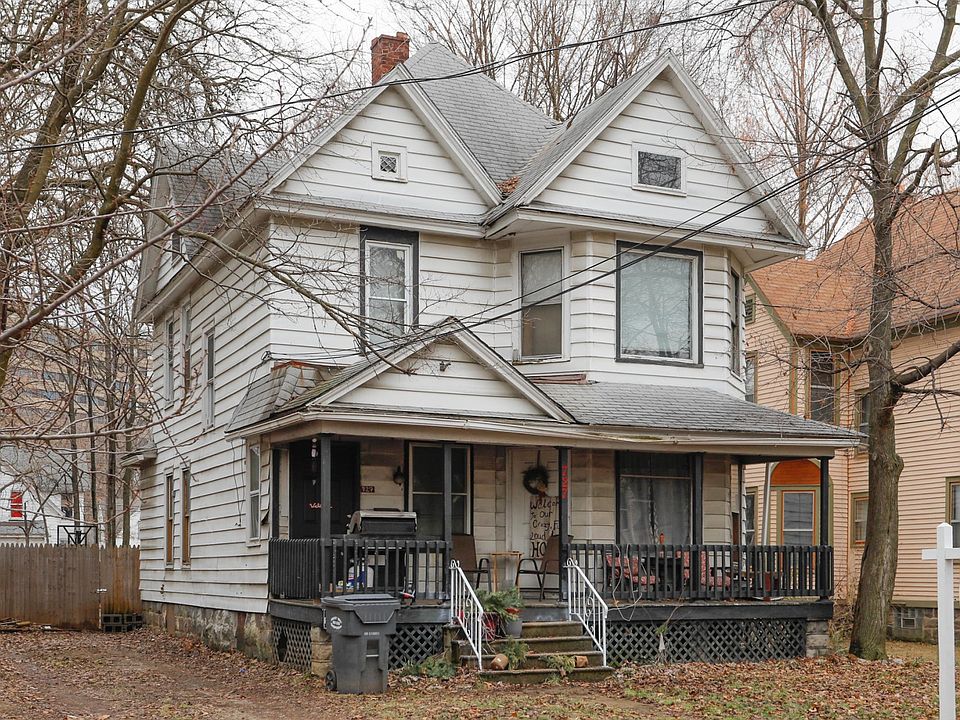 727 Egleston Ave-101