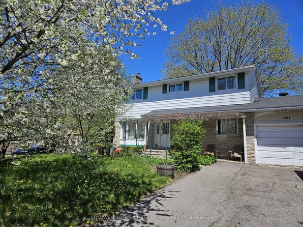 2061 Balharrie Ave, Ottawa, ON K1G 1G2