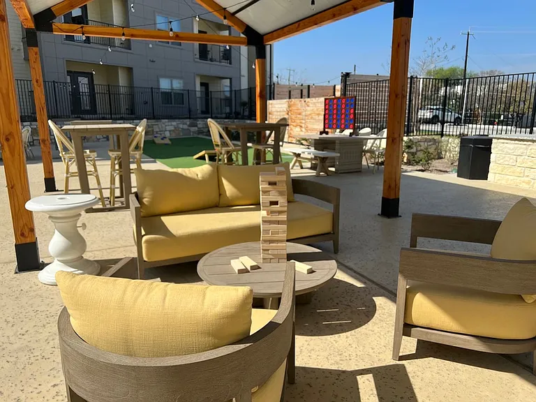 MedWest Apartments — Photo 20