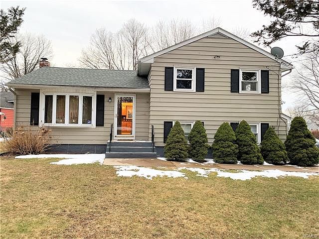 1st image of 14 Knox Dr