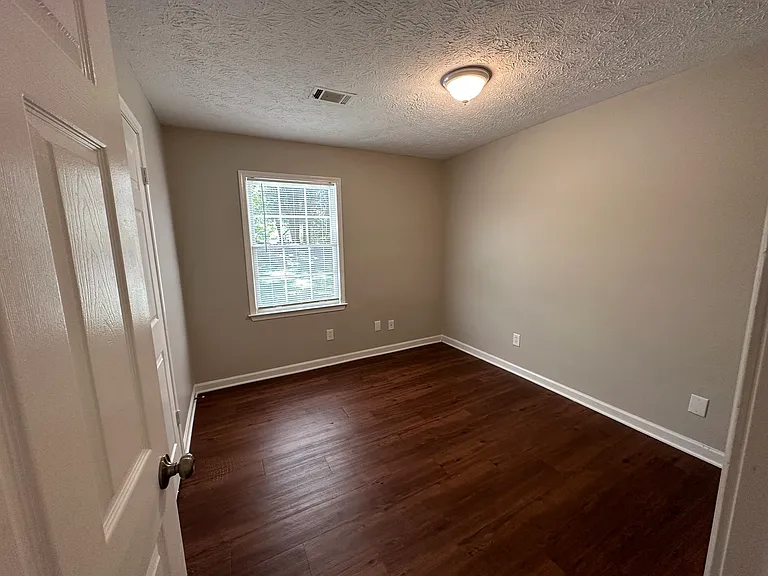 3531 E Paulding Dr — Photo 6
