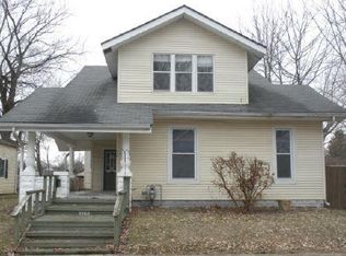 624 N Spring St, Greenfield, IN 46140