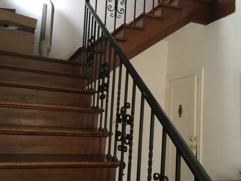 216 S Mansfield Ave #3 — Photo 2