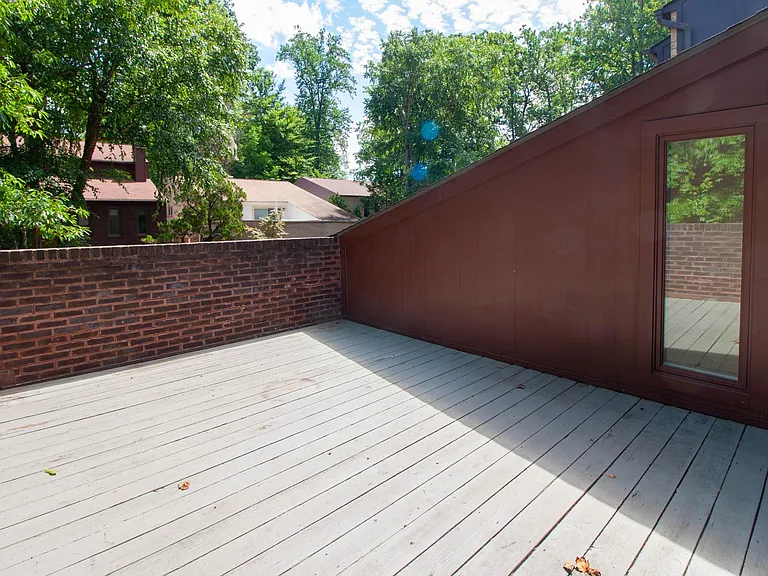 3503 Redwood Ct — Photo 46