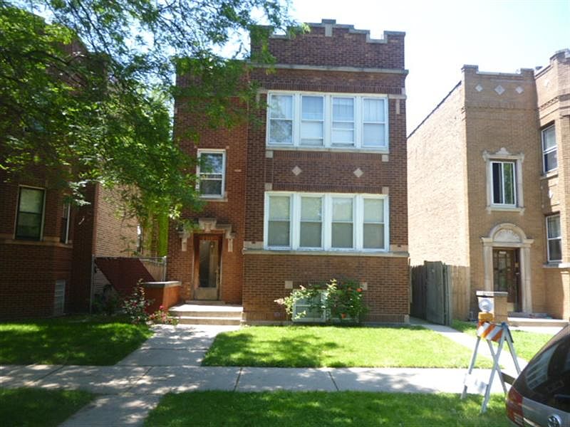 1st image of 6646 N Artesian Ave