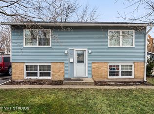 3528 Rock Pkwy, Waukegan, IL 60087