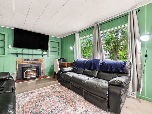 5th image of 52853 Francis St