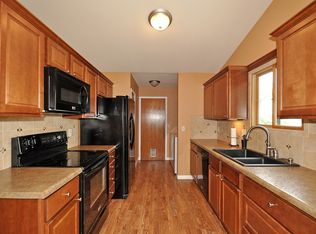 118 Fossil Ct W, Fort Collins, CO 80525