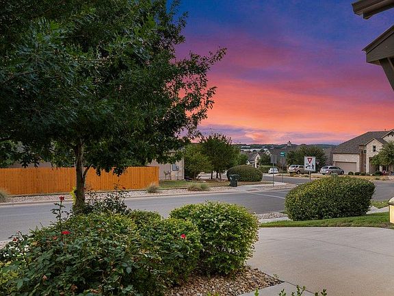 2nd image of 5305 Alonso Dr