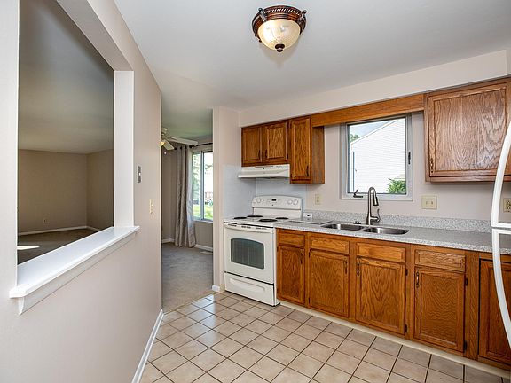 2nd image of 8496 Fathom Dr