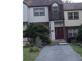 2114 Ash Ln, Lafayette Hill, PA 19444