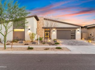 719 E Summerside Rd, Phoenix, AZ 85042