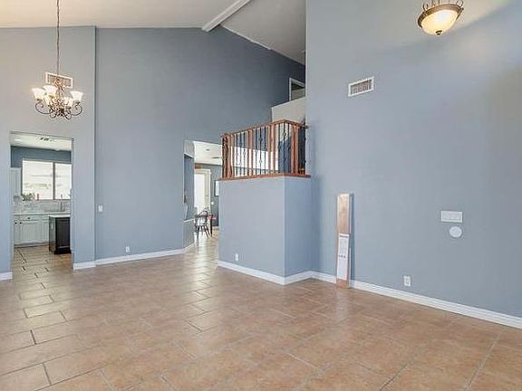 3rd image of 11329 W Cottonwood Ln