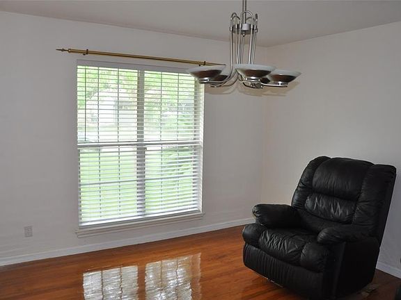 2nd image of 5519 Caversham Dr