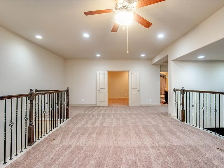 24111 Valencia Ridge Ln — Photo 35