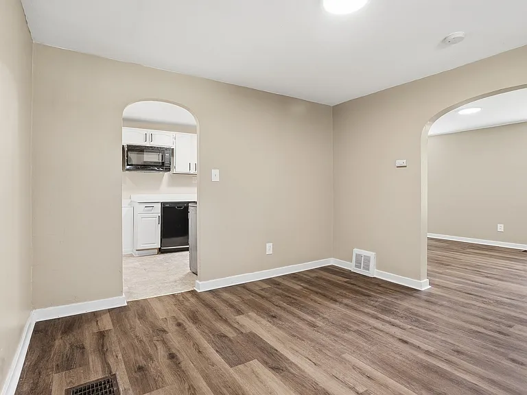 624 Elm Dr — Photo 23