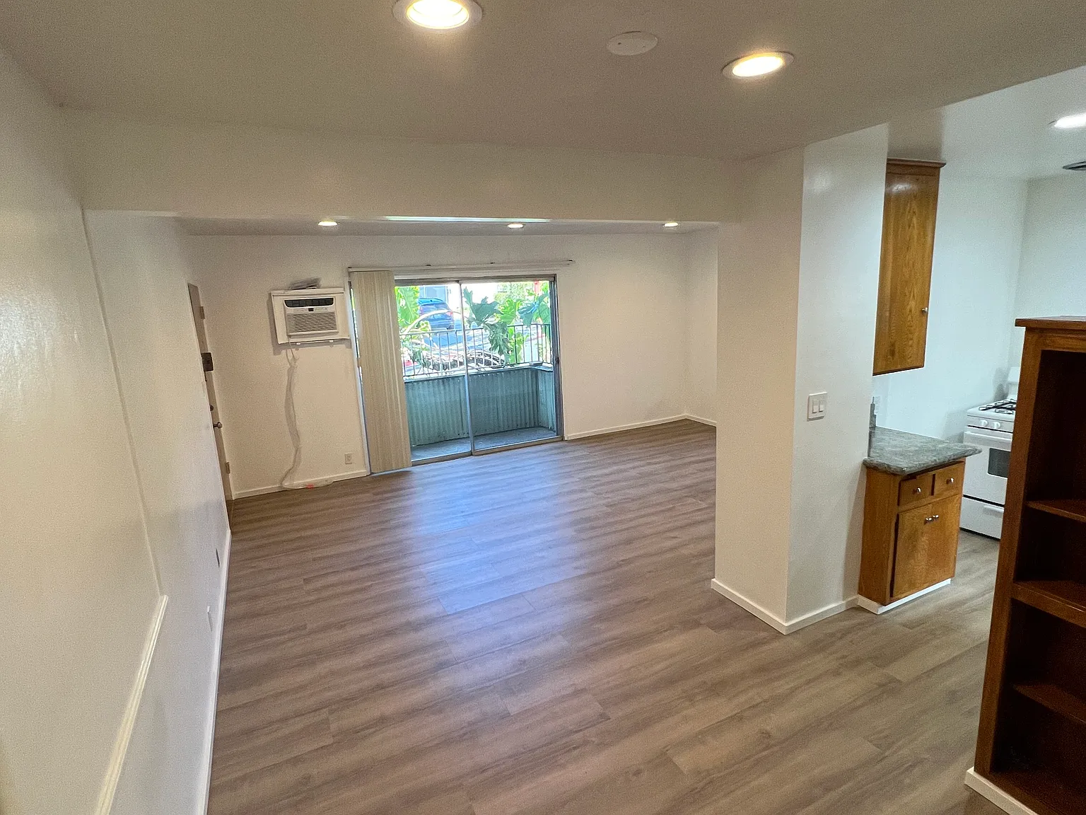 1 bed, 700 sqft, $2,195 — Photo 1